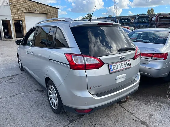 Ford Grand C-Max 2016 photo 3