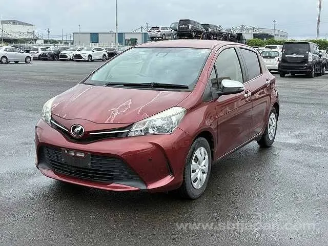 Toyota Vitz 2015 photo 3