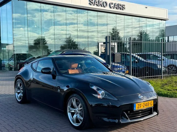 Nissan 370Z 2013 photo 2