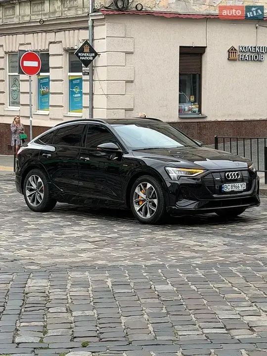 Audi E-Tron Sportback