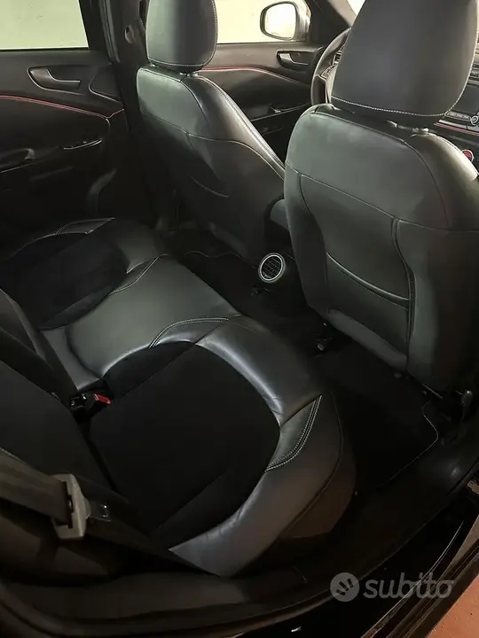 Alfa Romeo Giulietta 2014 photo 3