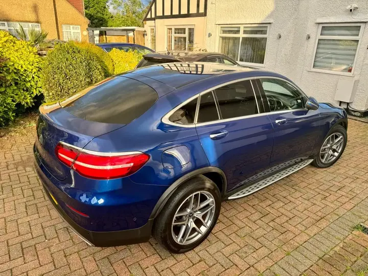 Mercedes-Benz Glc 2018 photo 4