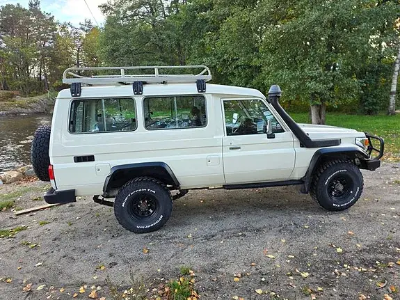 Toyota Land Cruiser 1986 photo 5
