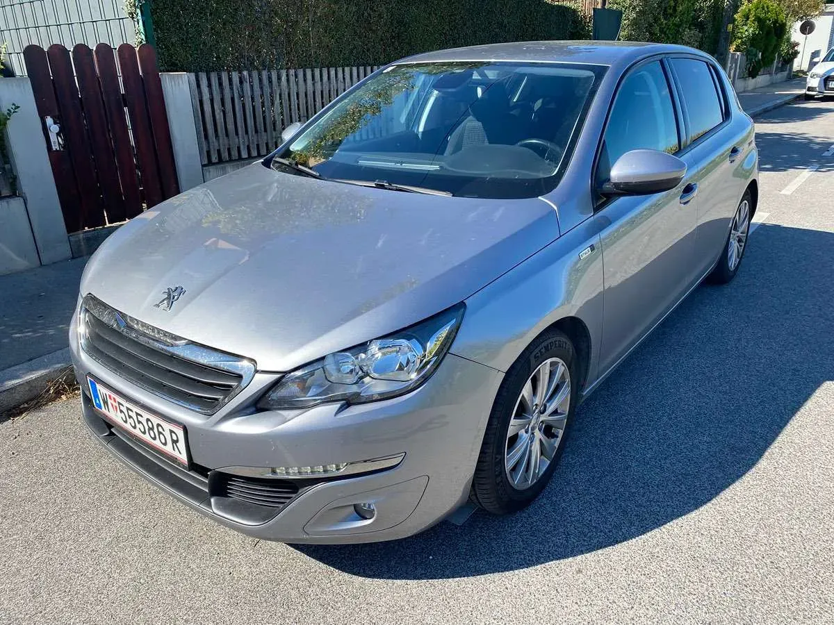 Peugeot 308 2017 photo 2