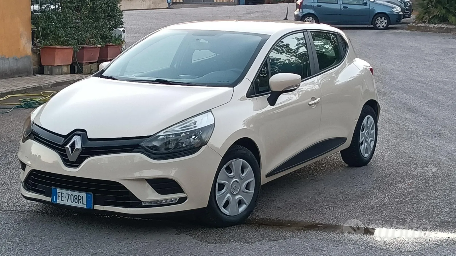 Renault Clio 2016 photo 2