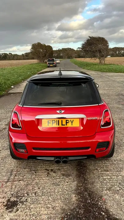 Mini Cooper S 2011 photo 5