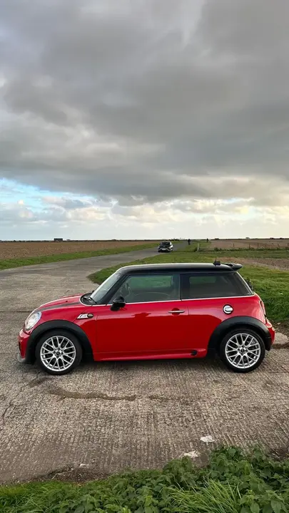 Mini Cooper S 2011 photo 3