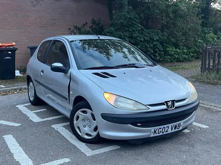 Peugeot 206 2002 photo 2