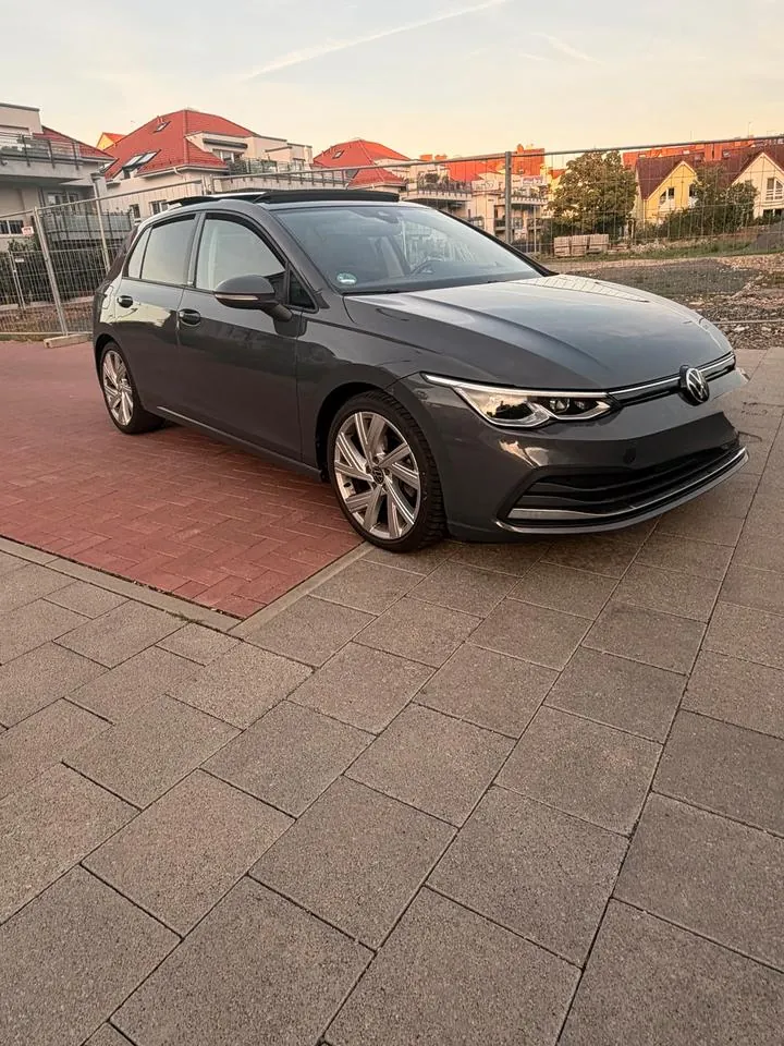 Volkswagen Golf 8