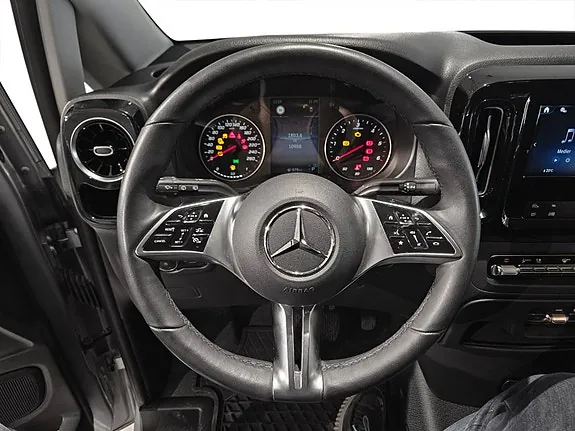 Mercedes-Benz Vito 116 2025 photo 3