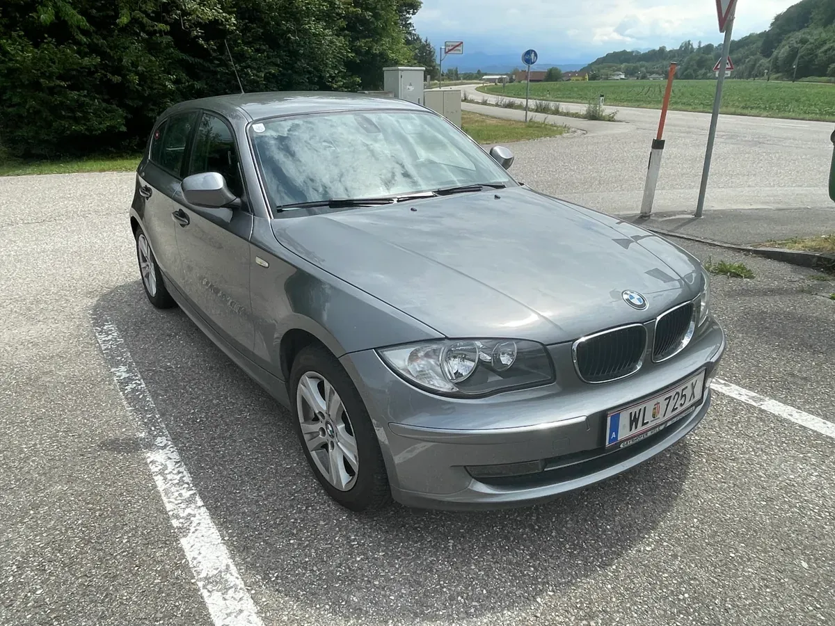 BMW 1 Series 2010 photo 3