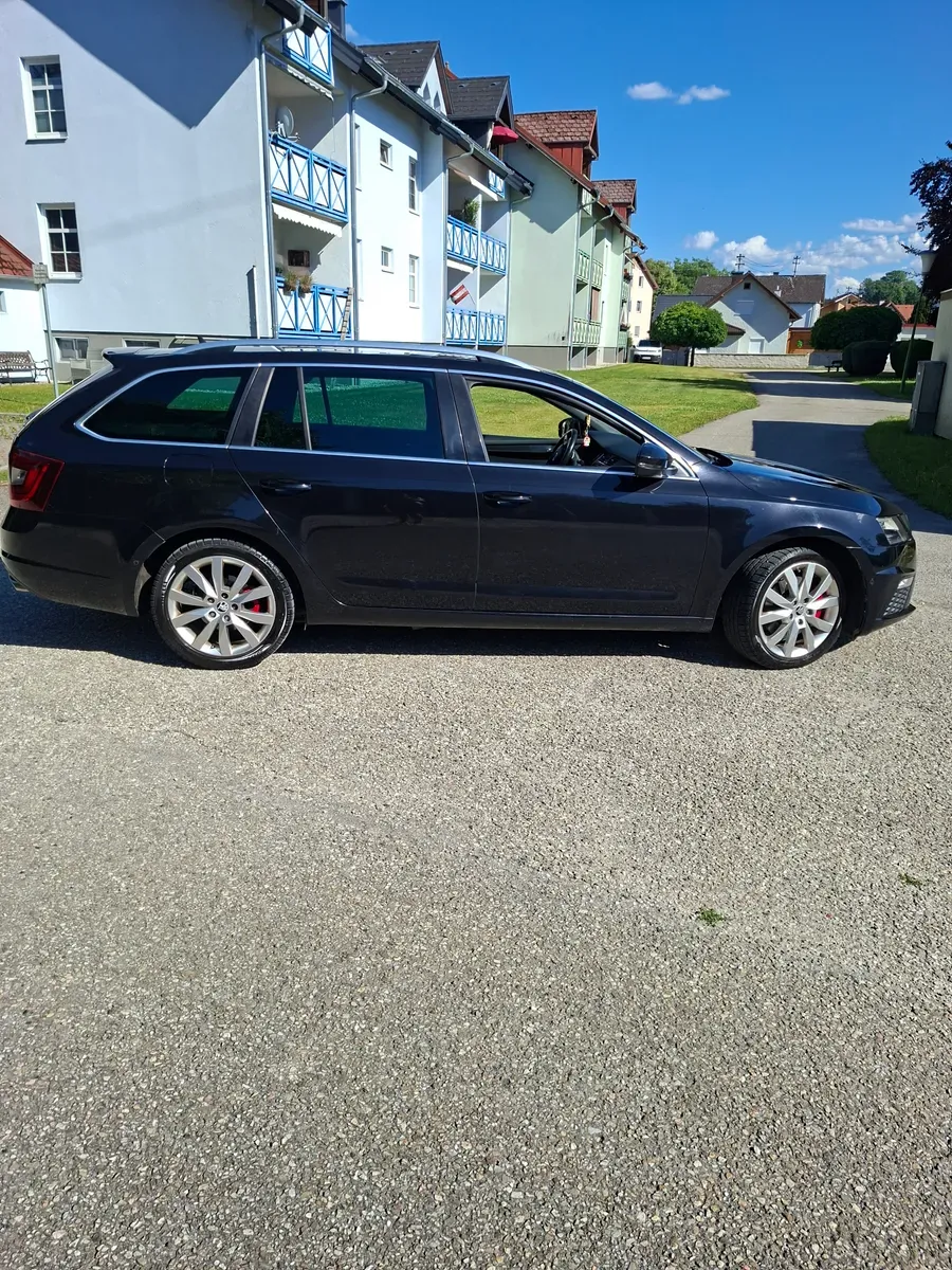 Skoda Octavia 2019 photo 2