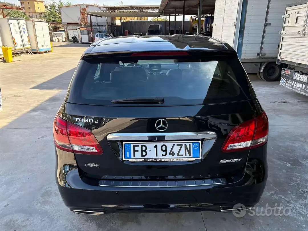 Mercedes-Benz B-Class 2016 photo 4