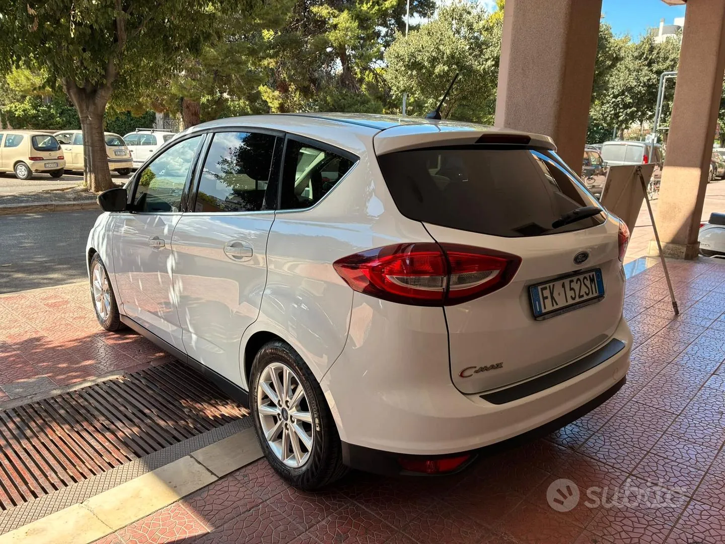 Ford C-Max 2017 photo 4