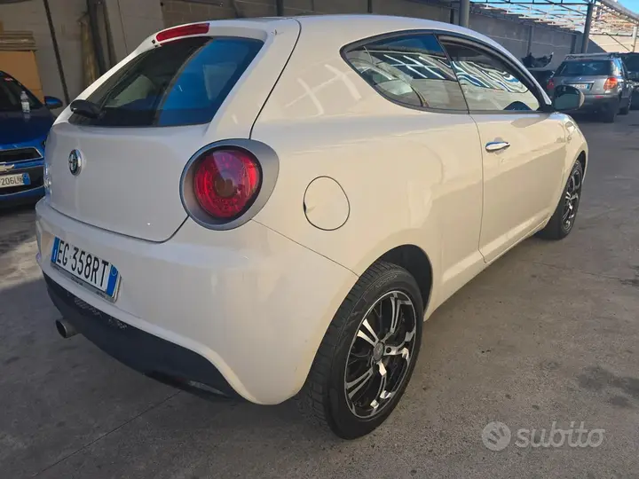 Alfa Romeo Mito 2011 photo 5