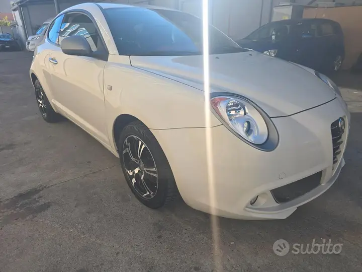 Alfa Romeo Mito 2011 photo 4