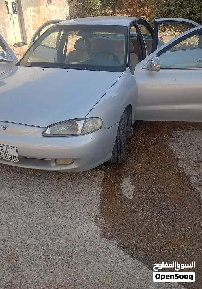 Hyundai Avante 1996 photo 3