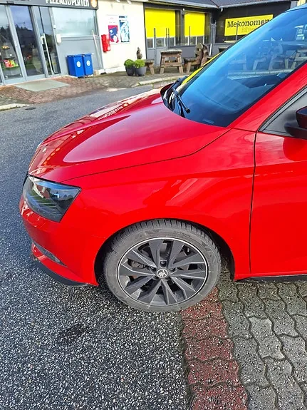 Skoda Fabia 2017 photo 3