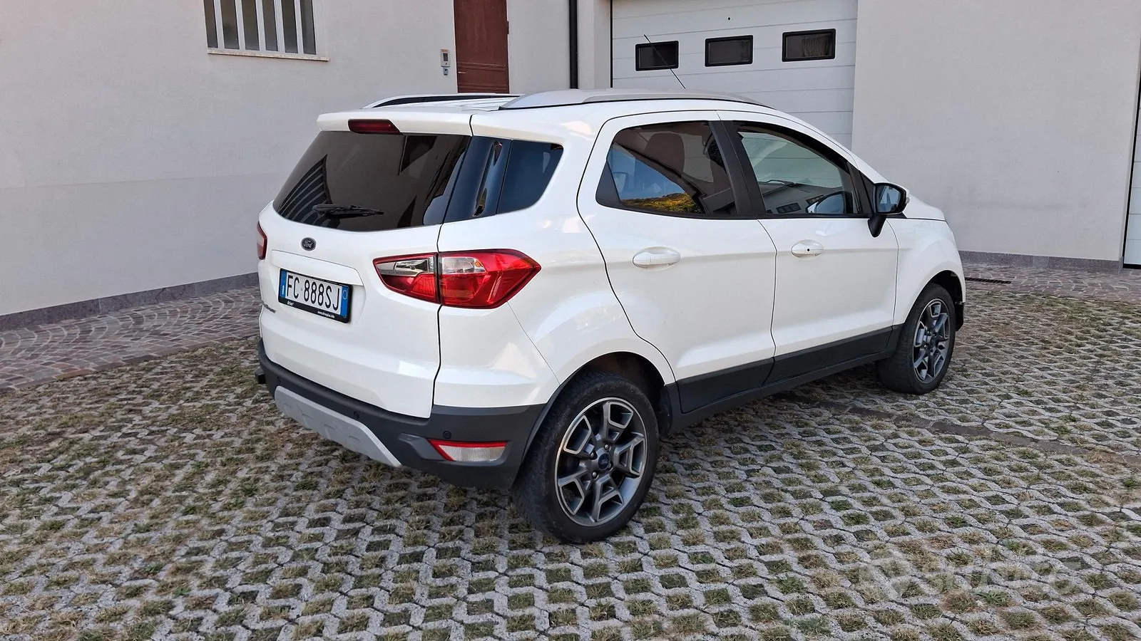 Ford Ecosport 2016 photo 3