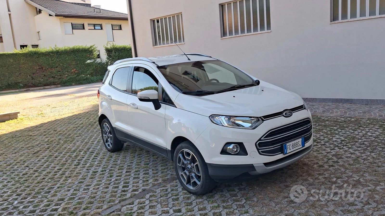 Ford Ecosport 2016 photo 2