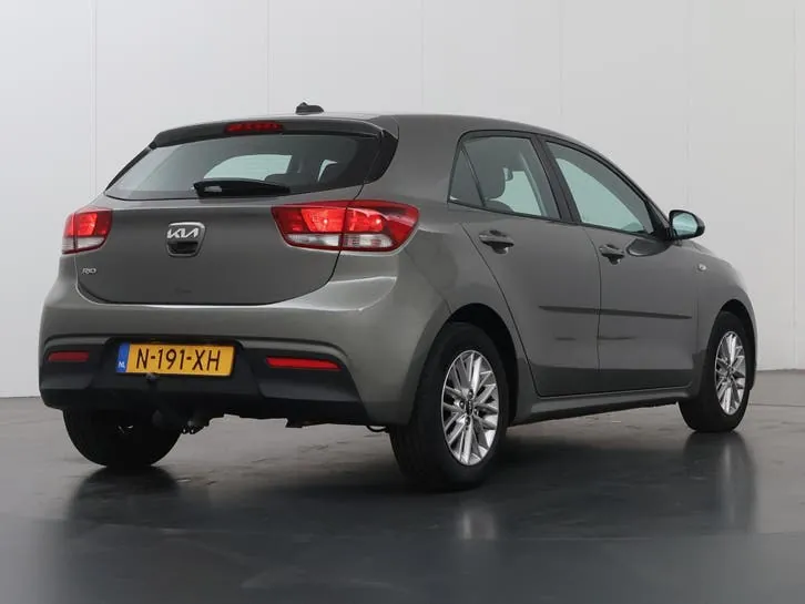 Kia Rio 2022 photo 2