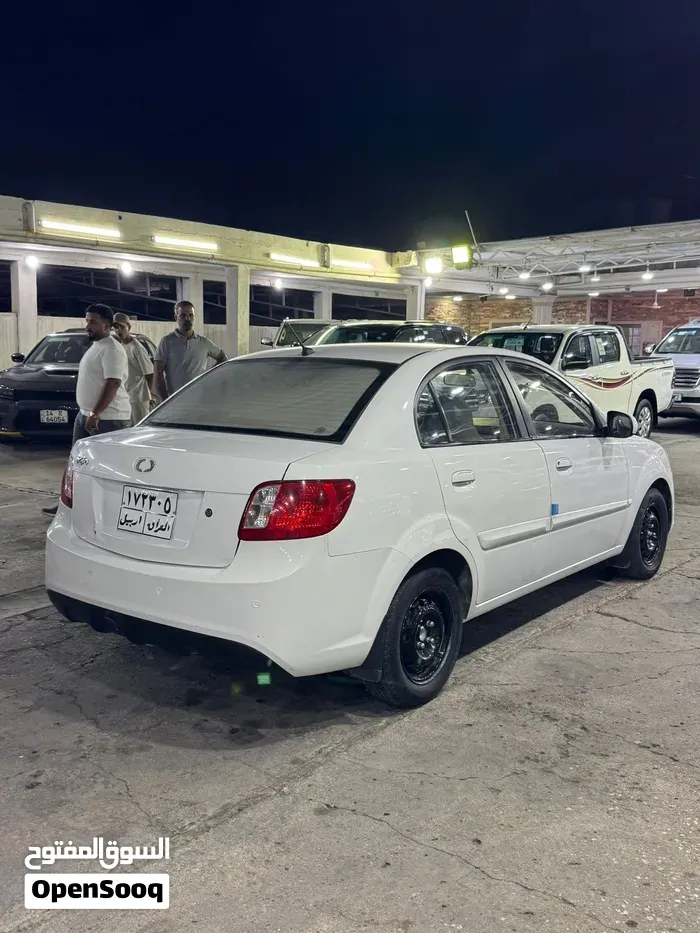 Kia Rio 2011 photo 3