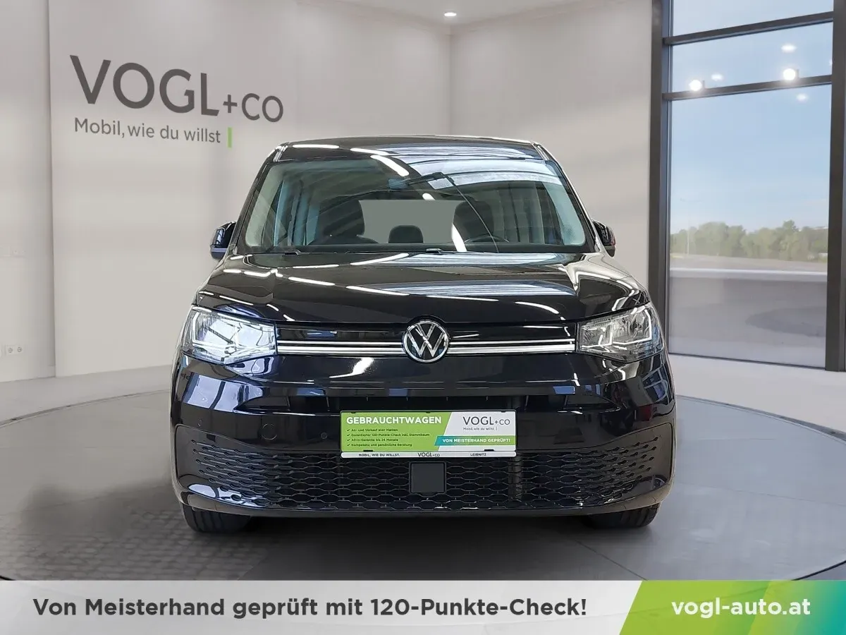 Volkswagen Caddy Life 2024 photo 2