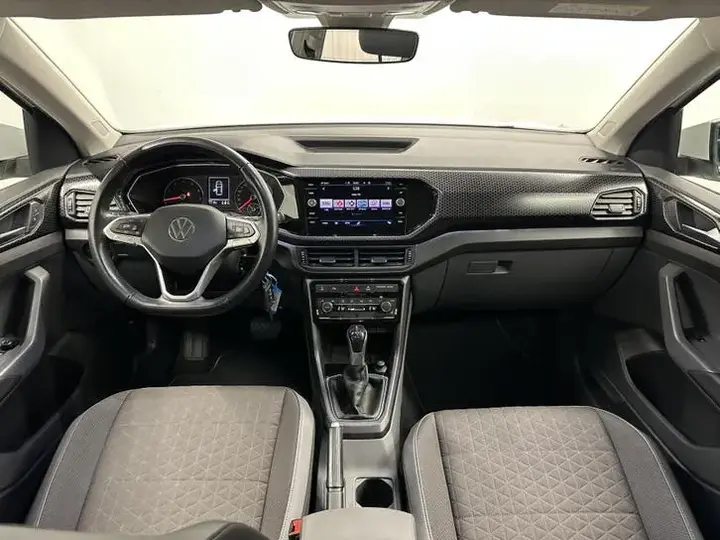 Volkswagen T-Cross 2021 photo 2