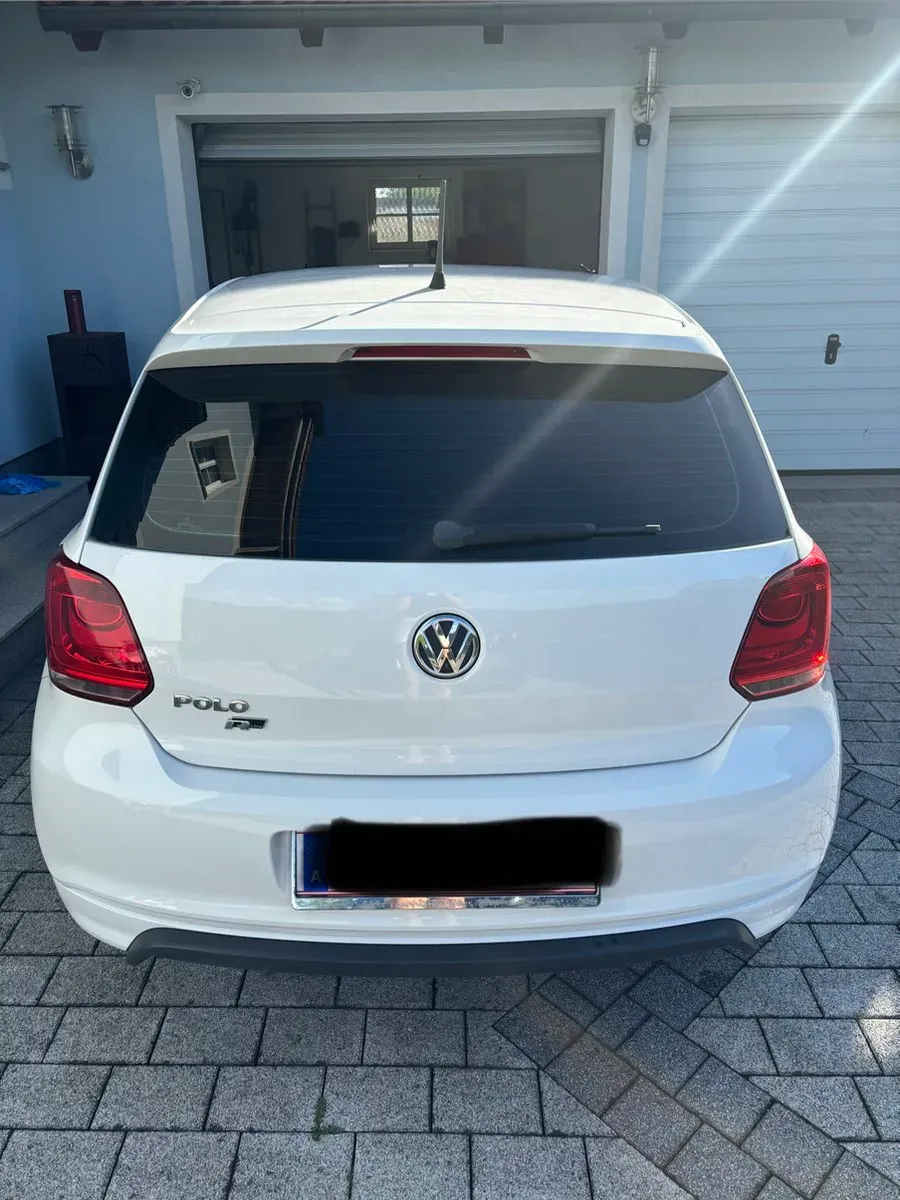 Volkswagen Polo 2012 photo 2