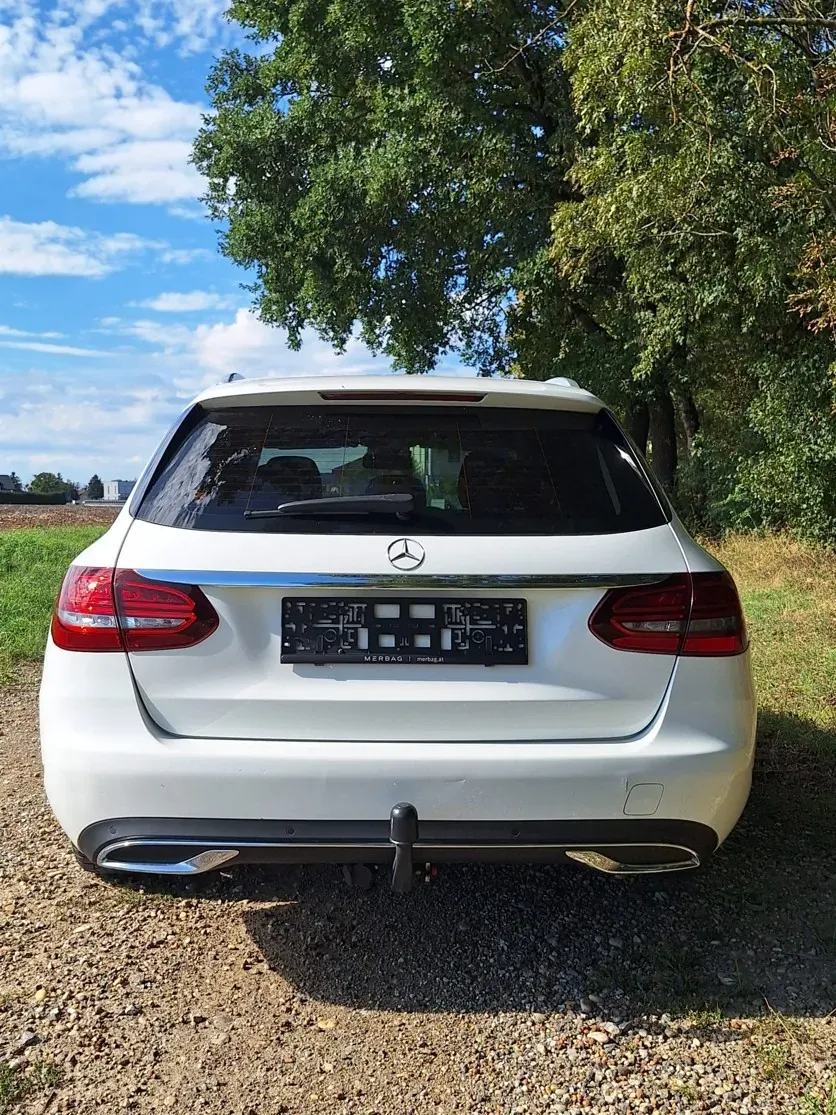 Mercedes-Benz C-Class 2019 photo 3