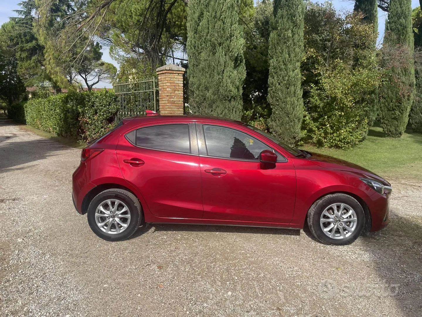 Mazda Mazda2 2019 photo 2