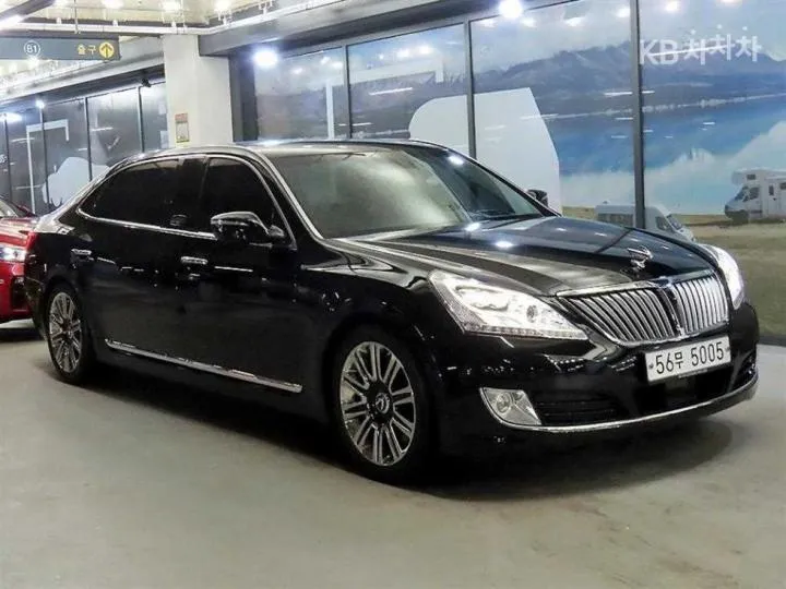 Hyundai Equus