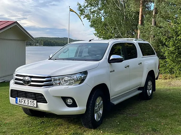 Toyota Hilux 2018 photo 2