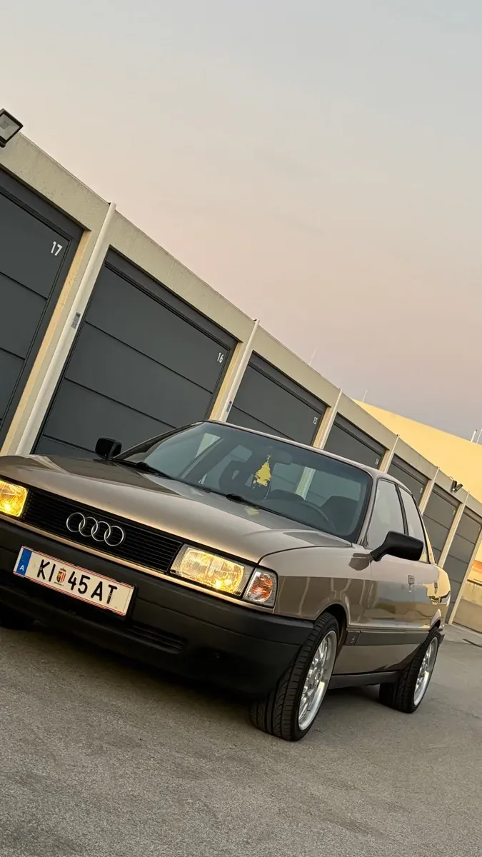 Audi 80 1987 photo 2
