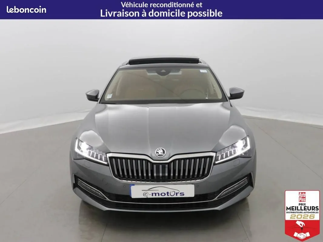 Skoda Superb 2022 photo 2