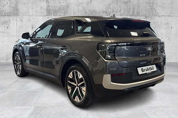 Ford Explorer 2024 photo 3