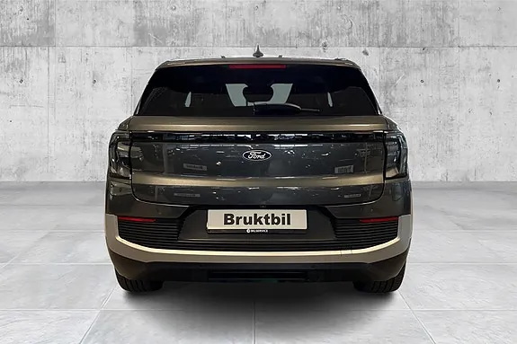 Ford Explorer 2024 photo 4