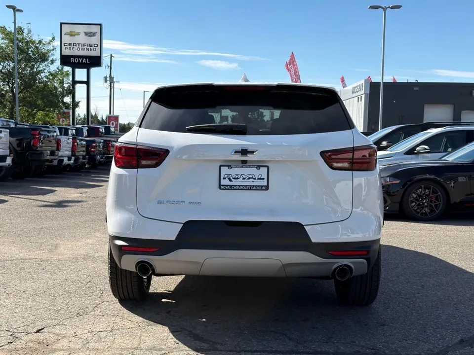 Chevrolet Blazer 2026 photo 4