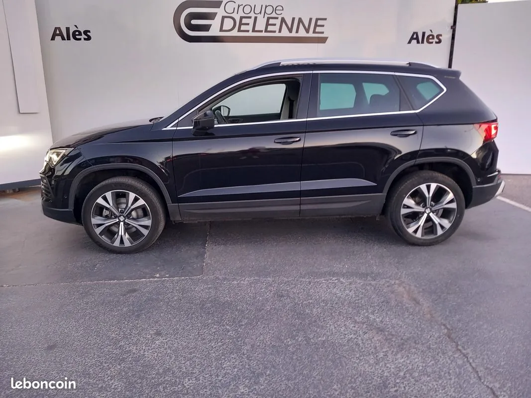 Seat Ateca 2023 photo 2