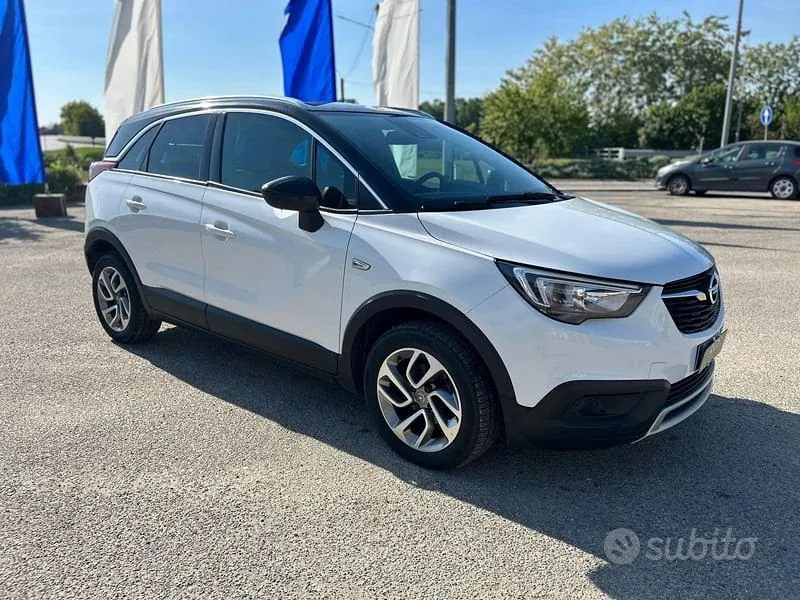 Opel Crossland X 2018 photo 3