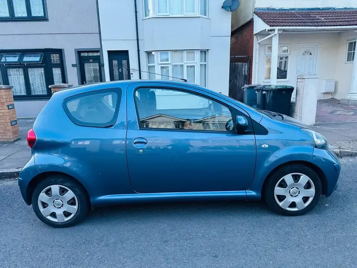 Toyota Aygo 2008 photo 3