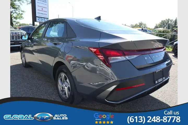Hyundai Elantra 2025 photo 5