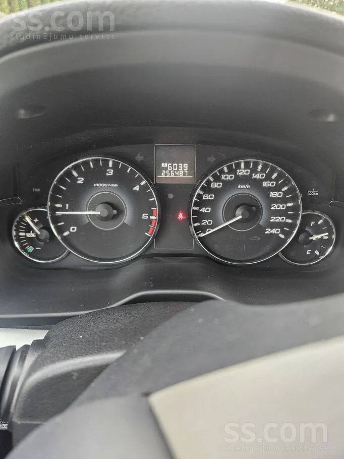 Subaru Outback 2012 photo 4