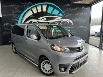 Toyota Proace Verso 2023 photo 2