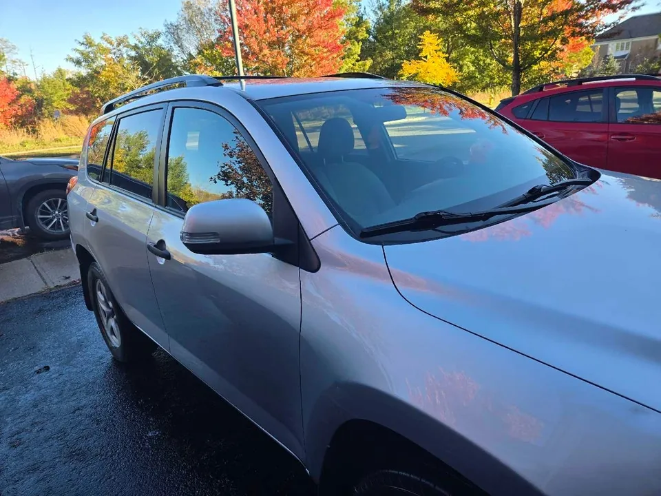 Toyota Rav4 2012 photo 4