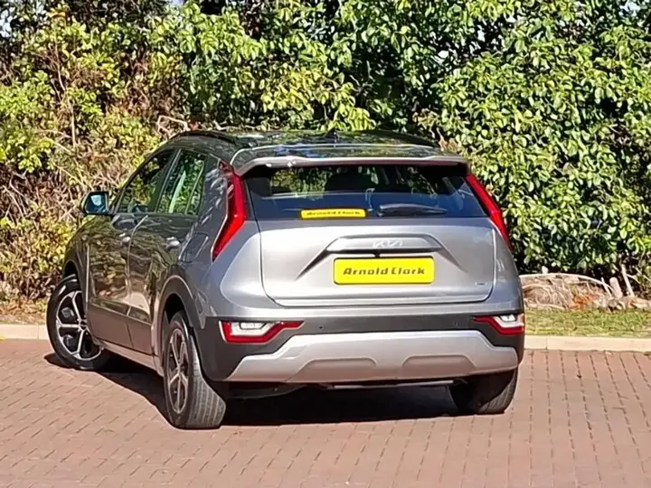 Kia Niro 2023 photo 2