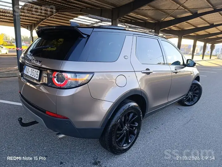 Land Rover Discovery Sport 2016 photo 3