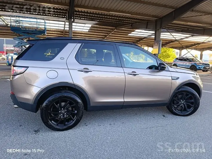 Land Rover Discovery Sport 2016 photo 4