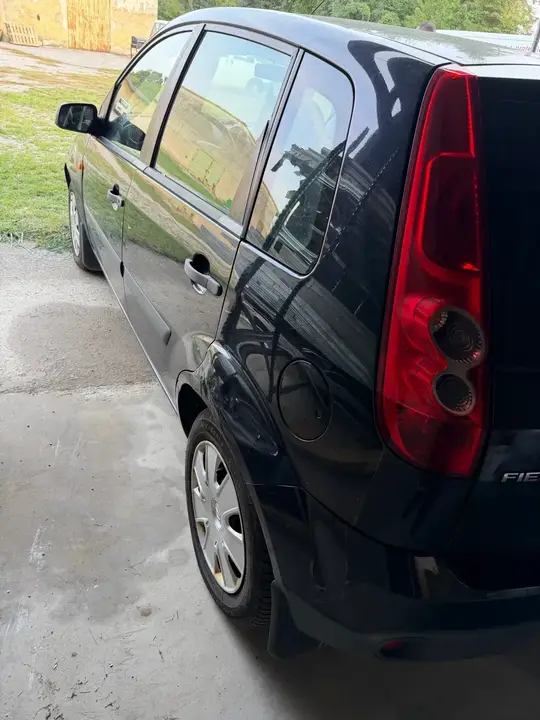 Ford Fiesta 2008 photo 3