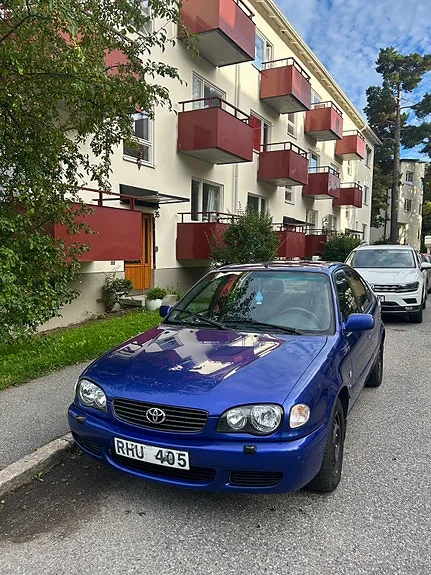 Toyota Corolla 1999 photo 2